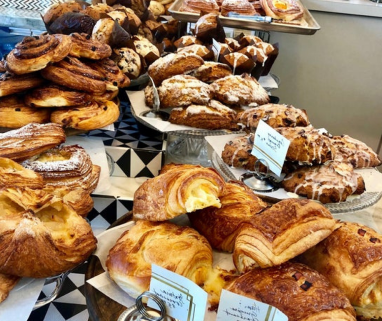 Crème Bakery and 一些 Crust Bakery in the Claremont Village